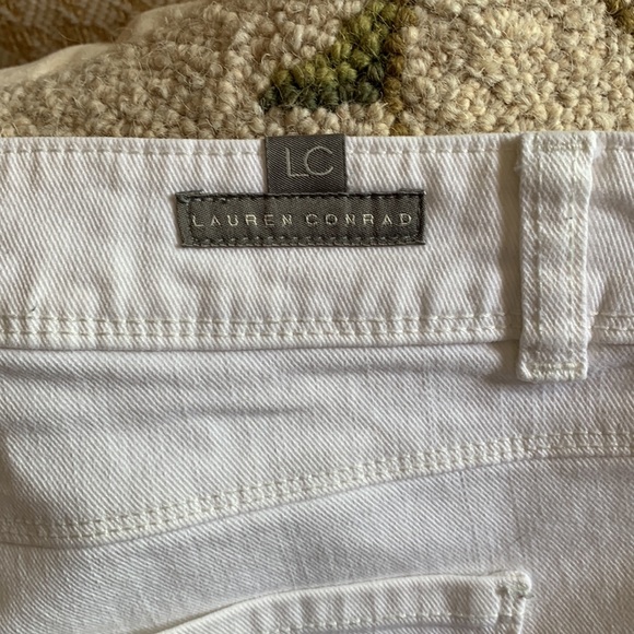Lauren Conrad White Jeans - Size 10 - Picture 5 of 6